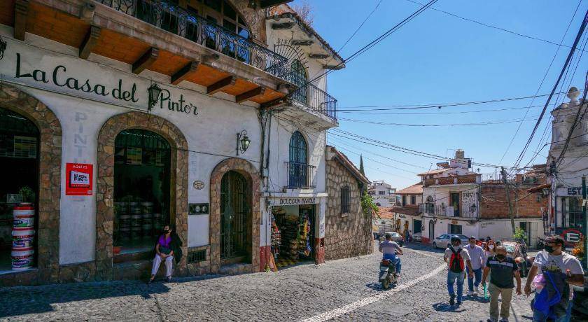 Photo of Buildings in Taxco