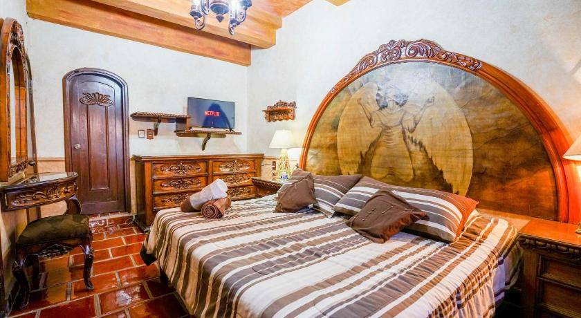 Photo of Bedroom in Taxco