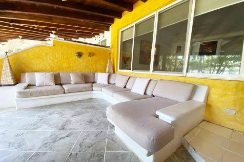 Photo of Livingroom in Ixtapa