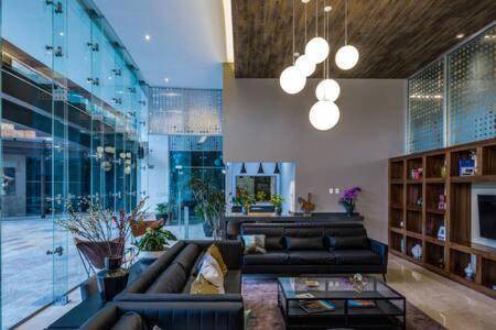 Photo of Livingroom in Anahuac