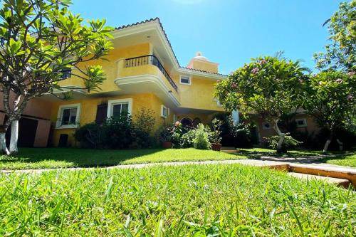 Photo of Buildings in Ixtapa