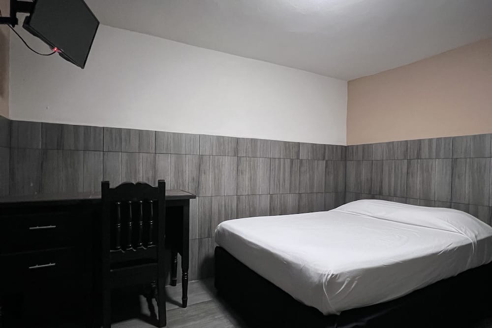 Photo of Bedroom in Tampico