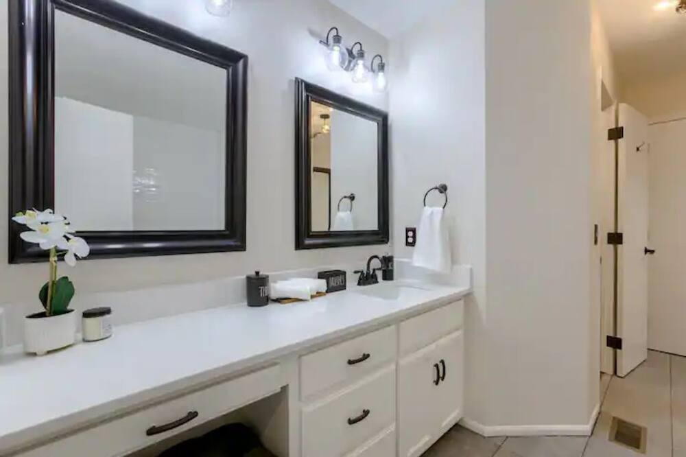Photo of Bathroom in Sumiya