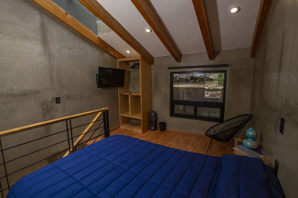 Photo of Bedroom in De La Merced