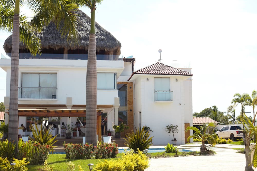 Photo of Outdoor in Copala