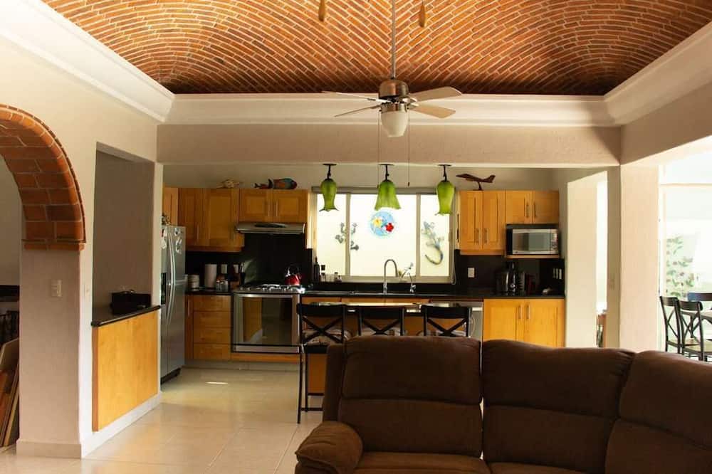 Photo of Livingroom in Ajijic