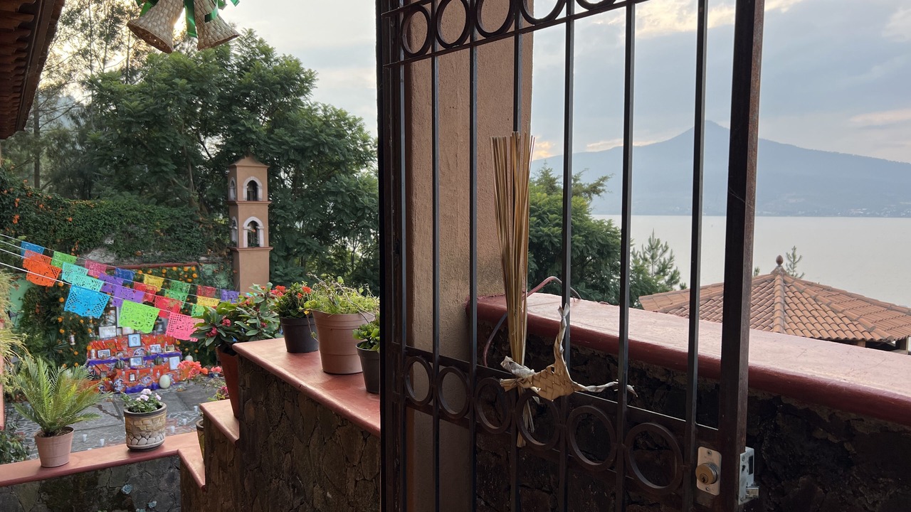 Photo of Patio Balcony in Tzintzuntzan