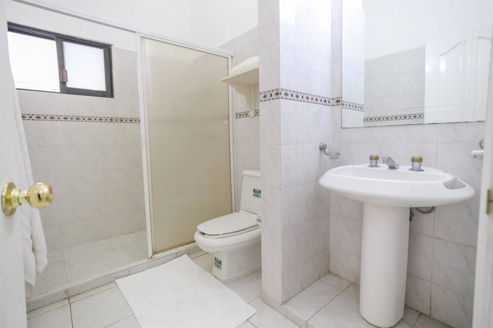 Photo of Bathroom in Lomas de Cocoyoc