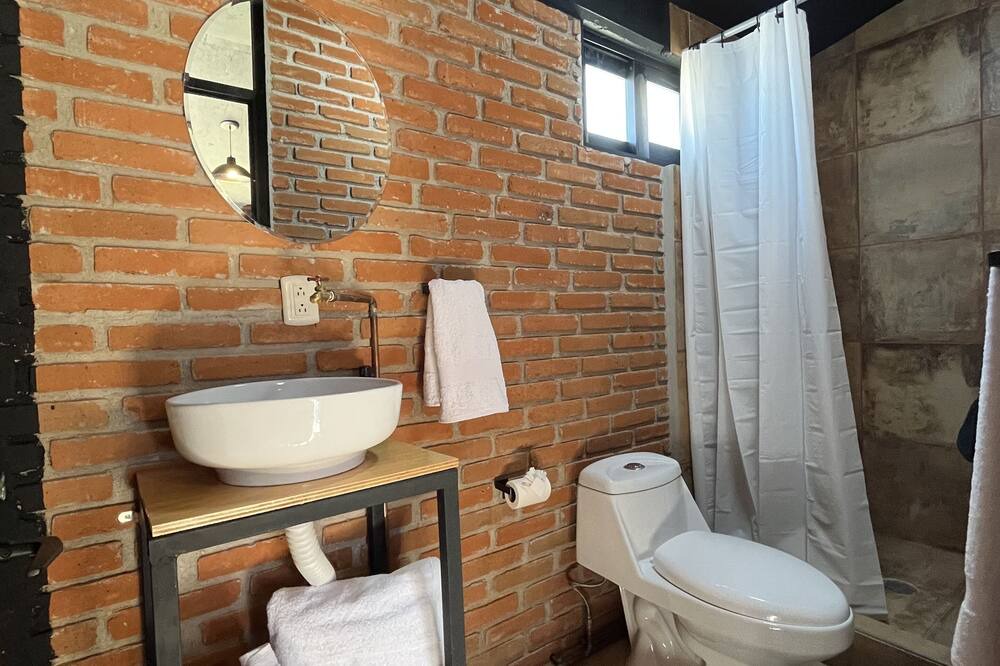 Photo of Bathroom in Apan