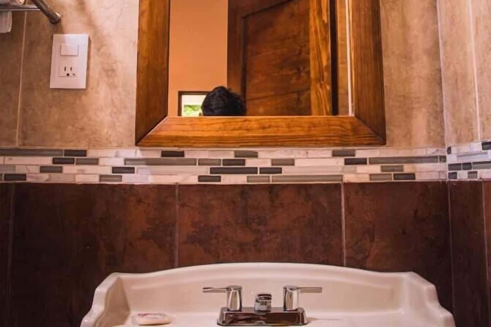 Photo of Bathroom in Ciudad del Maiz