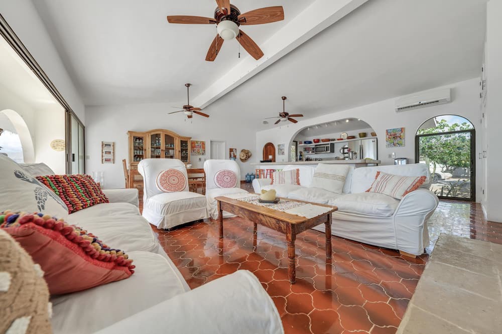 Photo of Bedroom in Pescadero