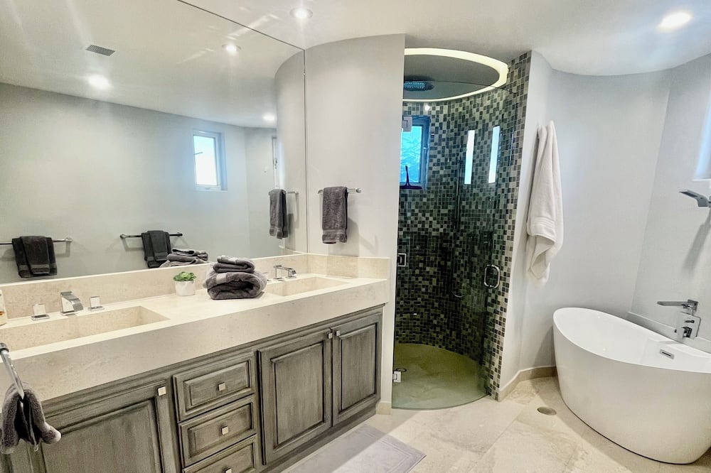 Photo of Bathroom in Santa Rosa