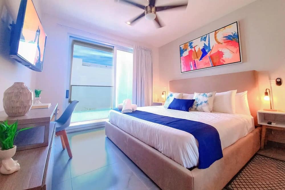 Photo of Others in 12th Street