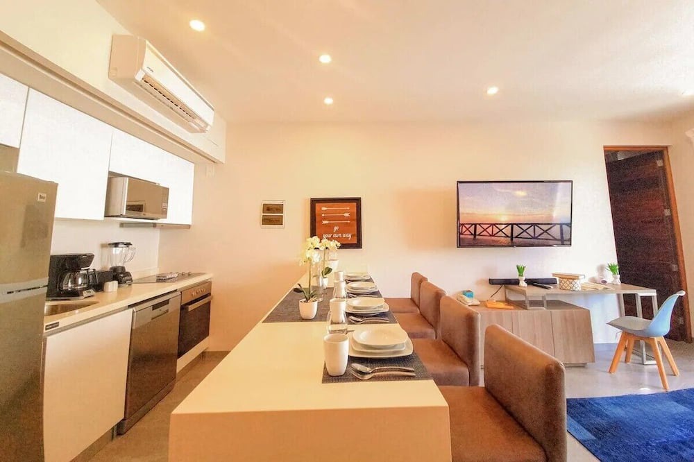 Photo of Others in 12th Street