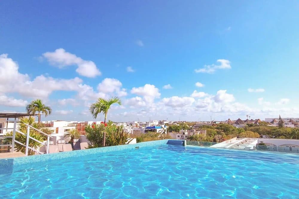 Photo of Outdoor in 12th Street