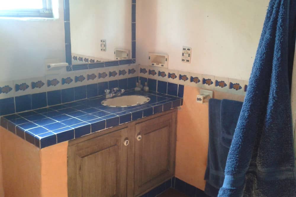 Photo of Bathroom in Villa Victoria