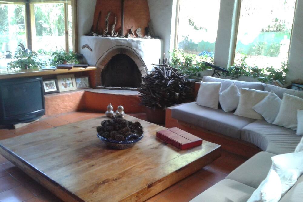Photo of Livingroom in Villa Victoria