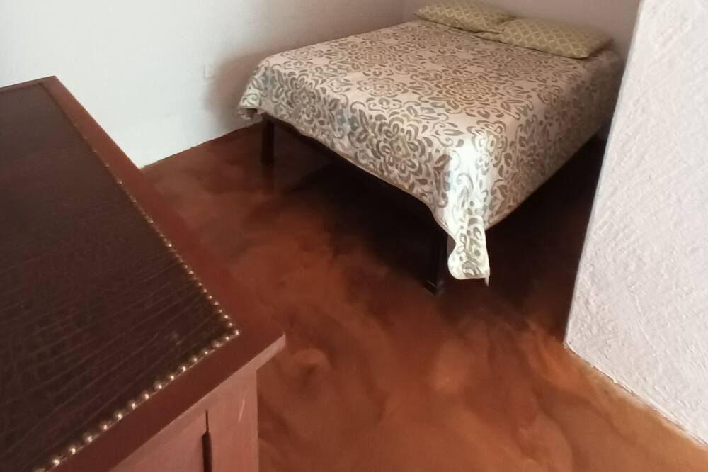 Photo of Bedroom in Leon