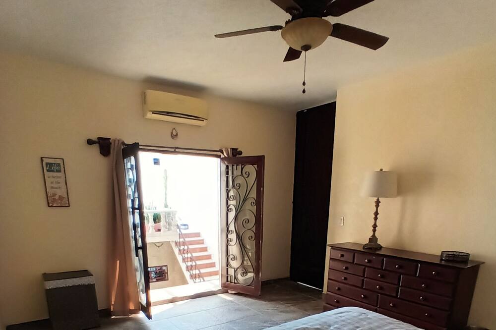 Photo of Bedroom in Leon