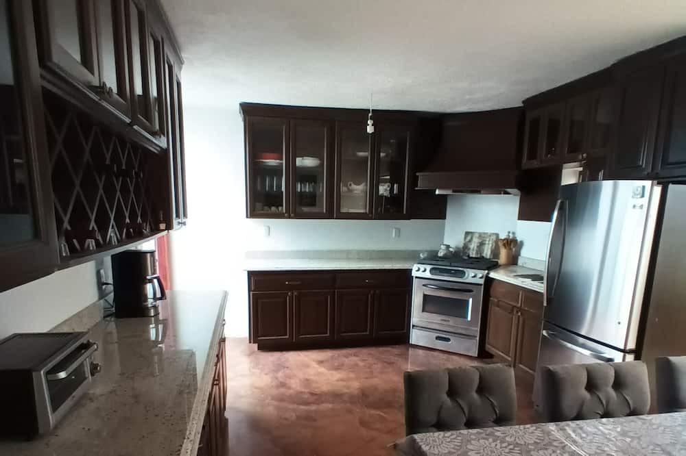 Photo of Kitchen in Leon