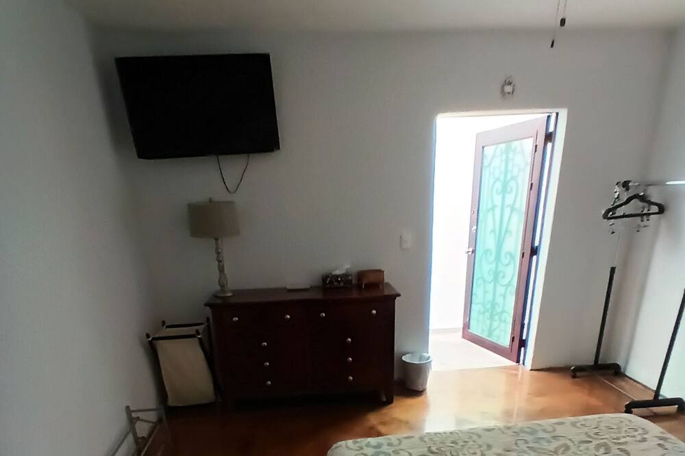 Photo of Bedroom in Leon