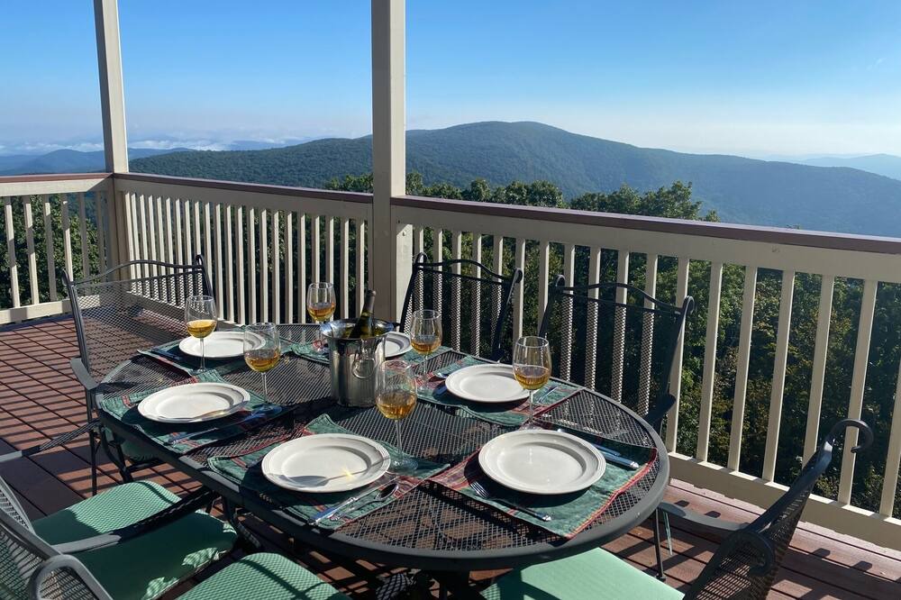 Photo of Outdoor in Chestnut Springs