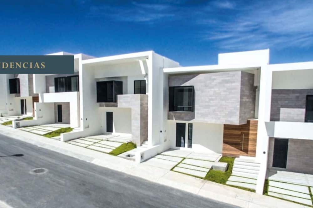 Photo of Outdoor in El Marques