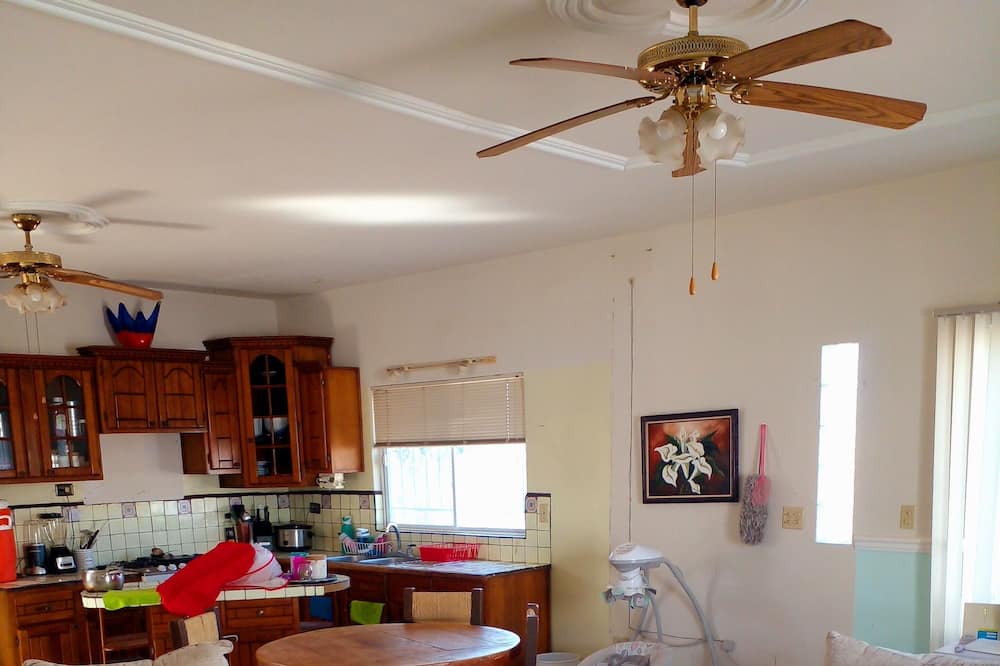 Photo of Livingroom in El Centenario