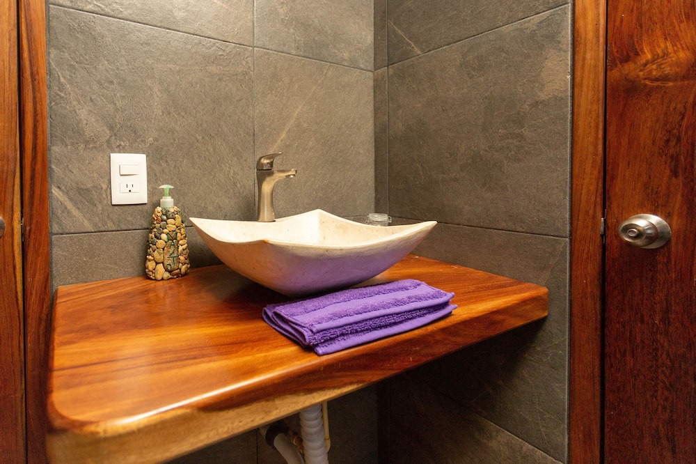 Photo of Bathroom in Mayto