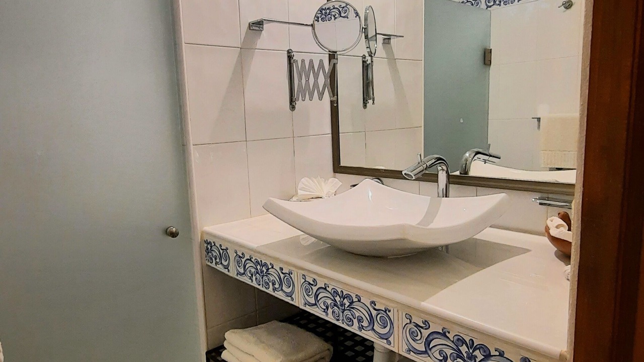 Photo of Bathroom in Reforma