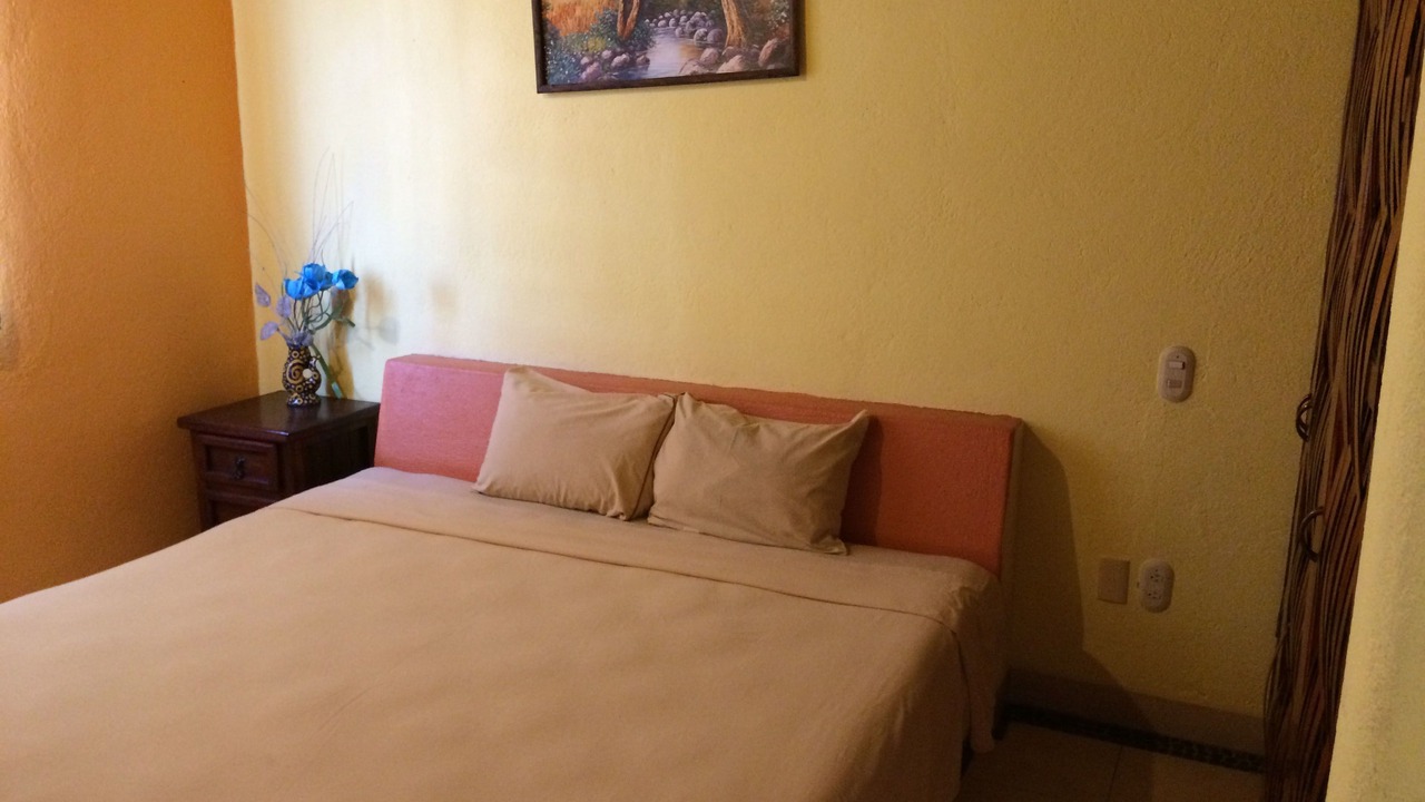Photo of Bedroom in Zihuatanejo
