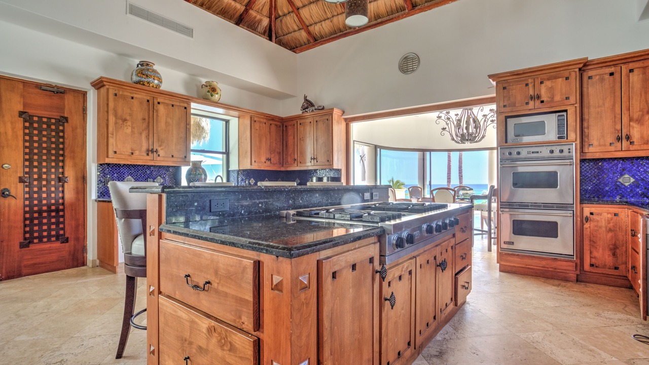 Photo of Kitchen in Ensenada Los Muertos