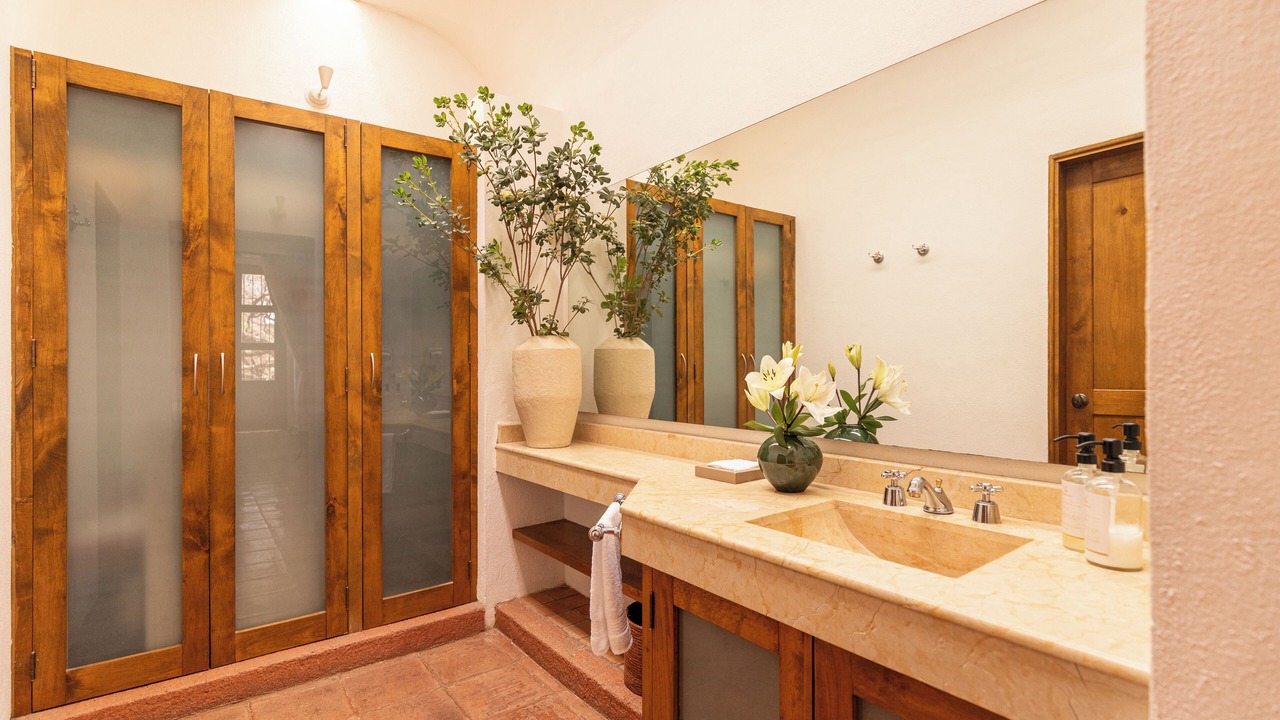 Photo of Bathroom in El Marques
