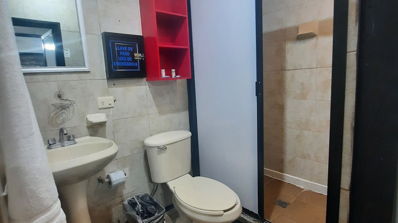 Photo of Bathroom in Linares