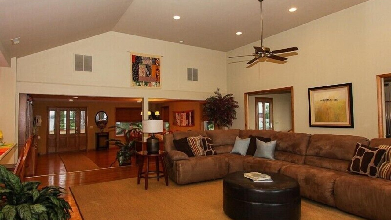 Photo of Livingroom in Unionville
