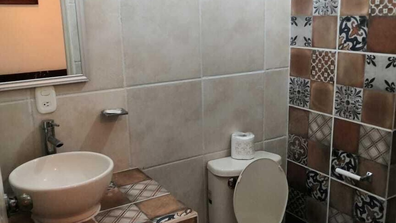 Photo of Bathroom in Aquila