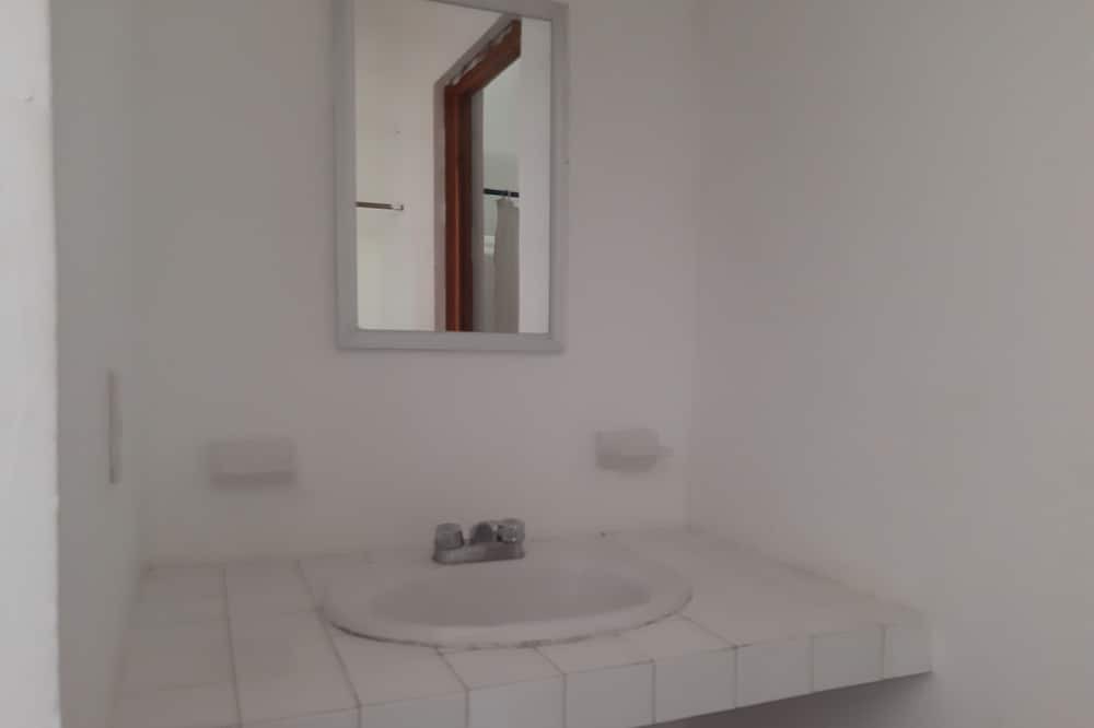 Photo of Bathroom in Lacanja