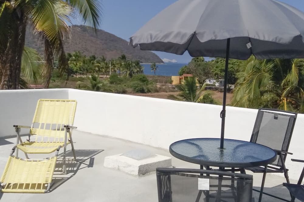 Photo of Patio Balcony in Barra de Potosi