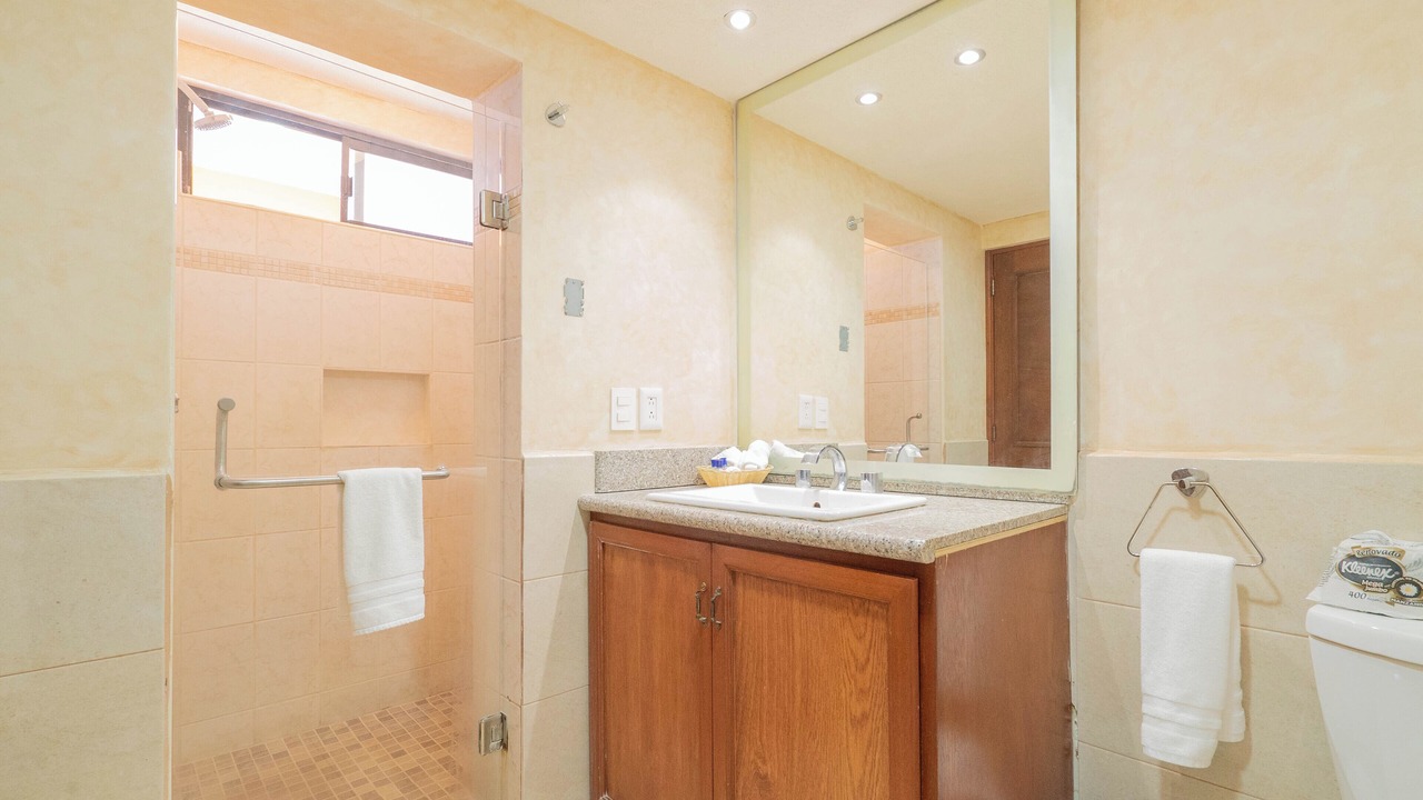 Photo of Bathroom in Los Barriles