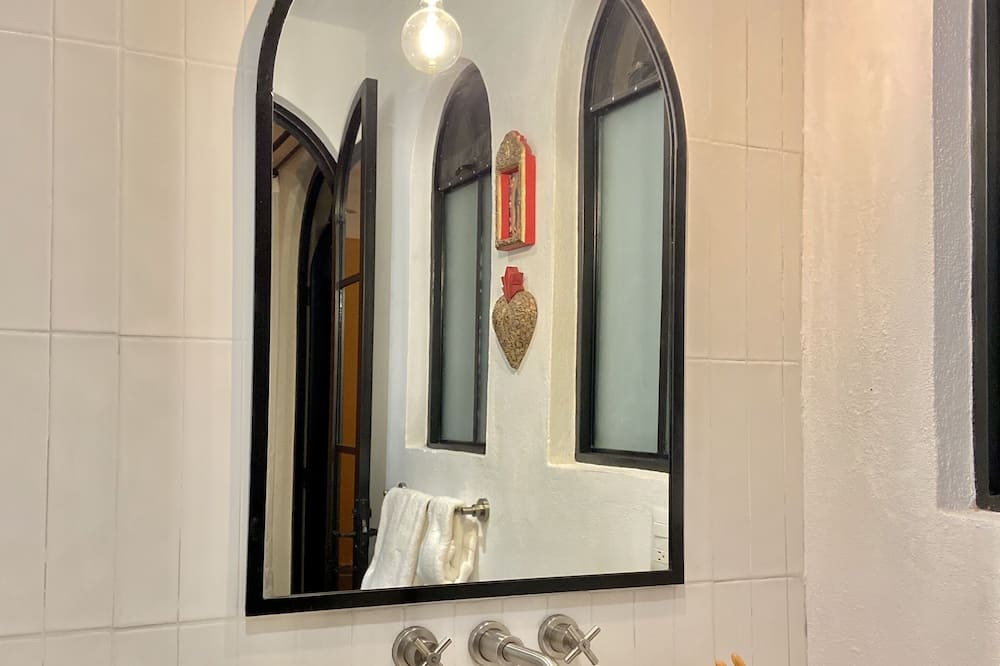 Photo of Bathroom in Colonia San Antonio