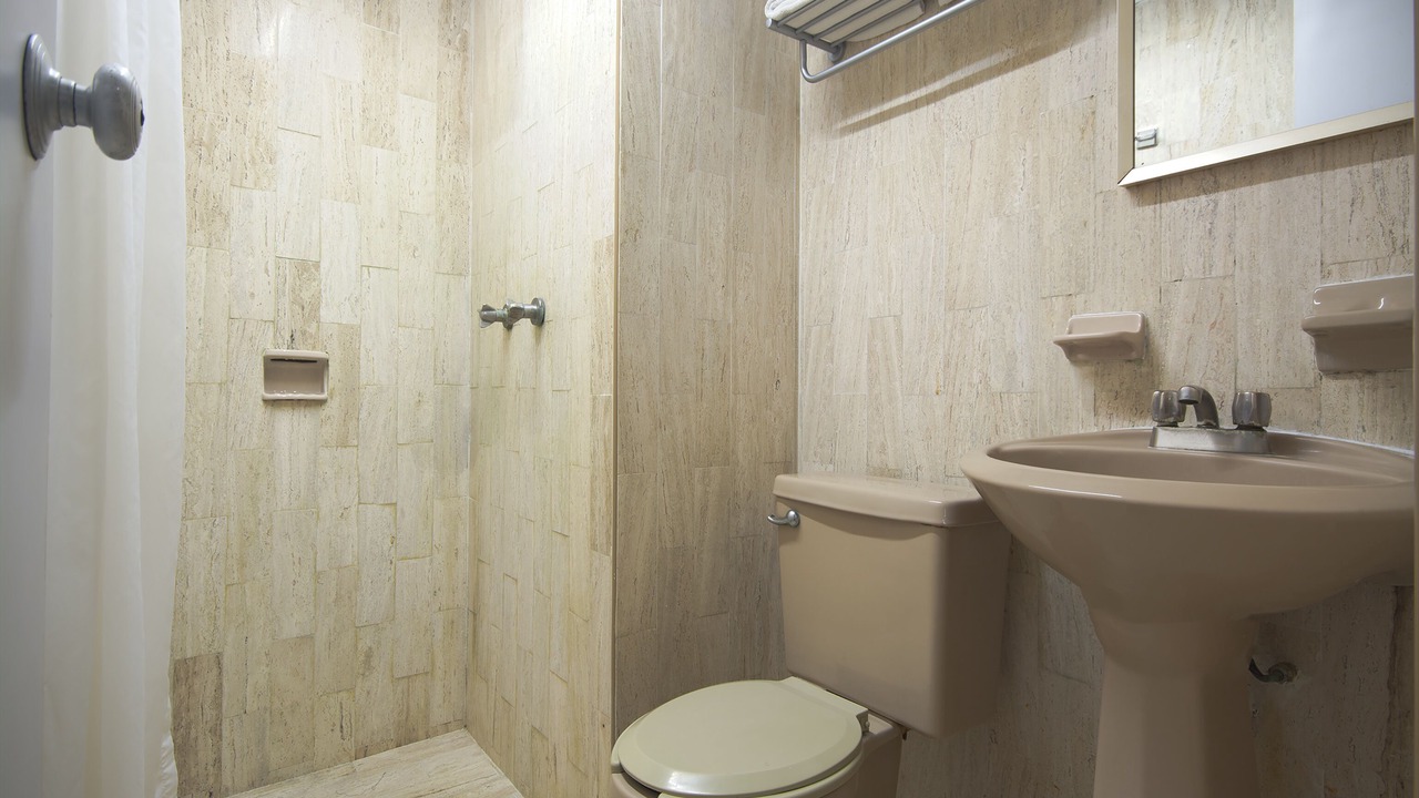 Photo of Bathroom in Tampico