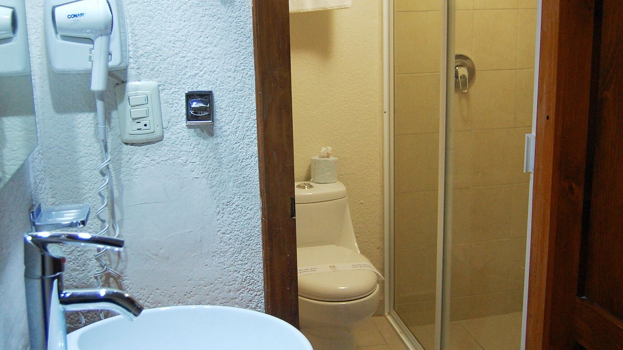 Photo of Bathroom in De La Merced