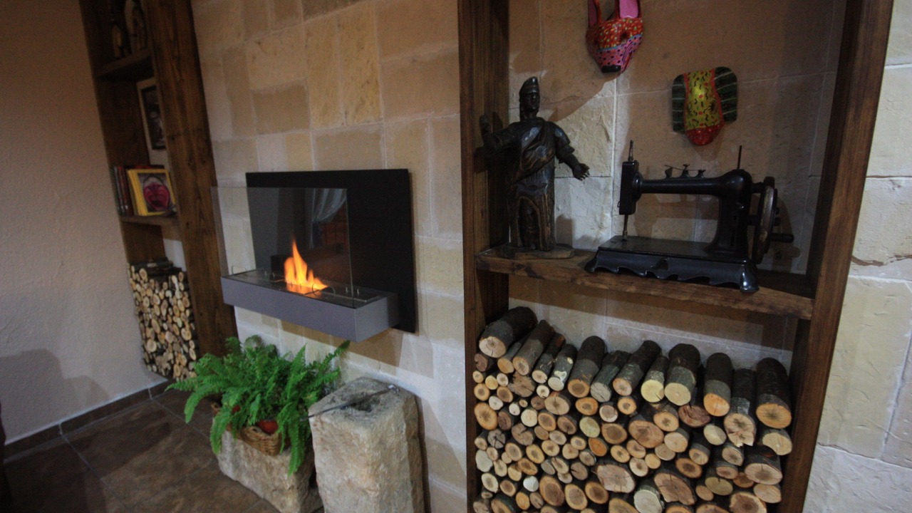 Photo of Livingroom in De La Merced