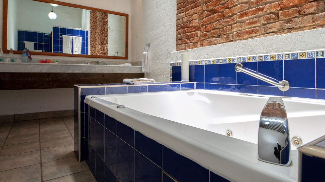 Photo of Bathroom in Historic Centre