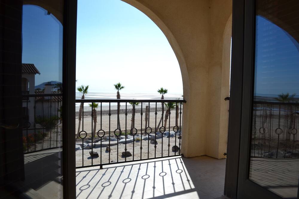 Photo of Patio Balcony in El Dorado Ranch