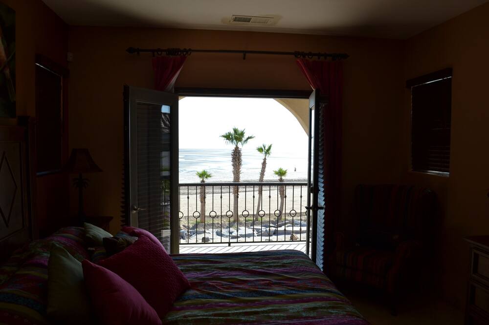 Photo of Bedroom in El Dorado Ranch