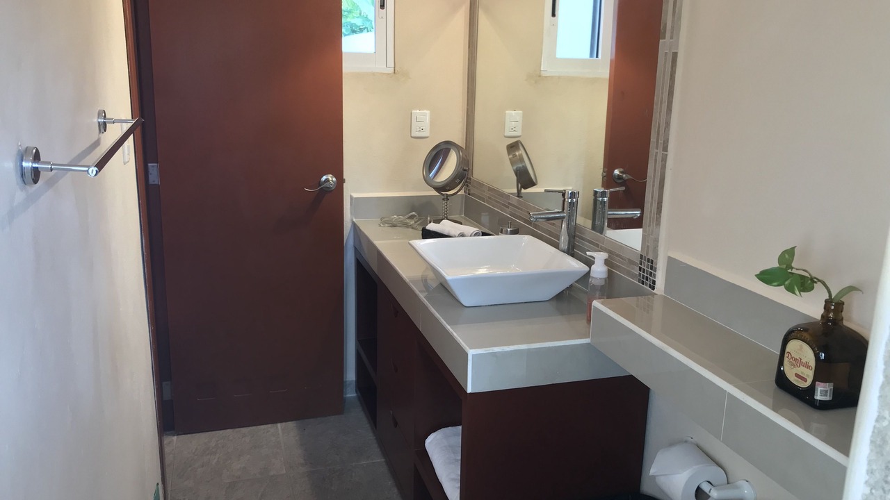 Photo of Bathroom in Alfredo V. Bonfil