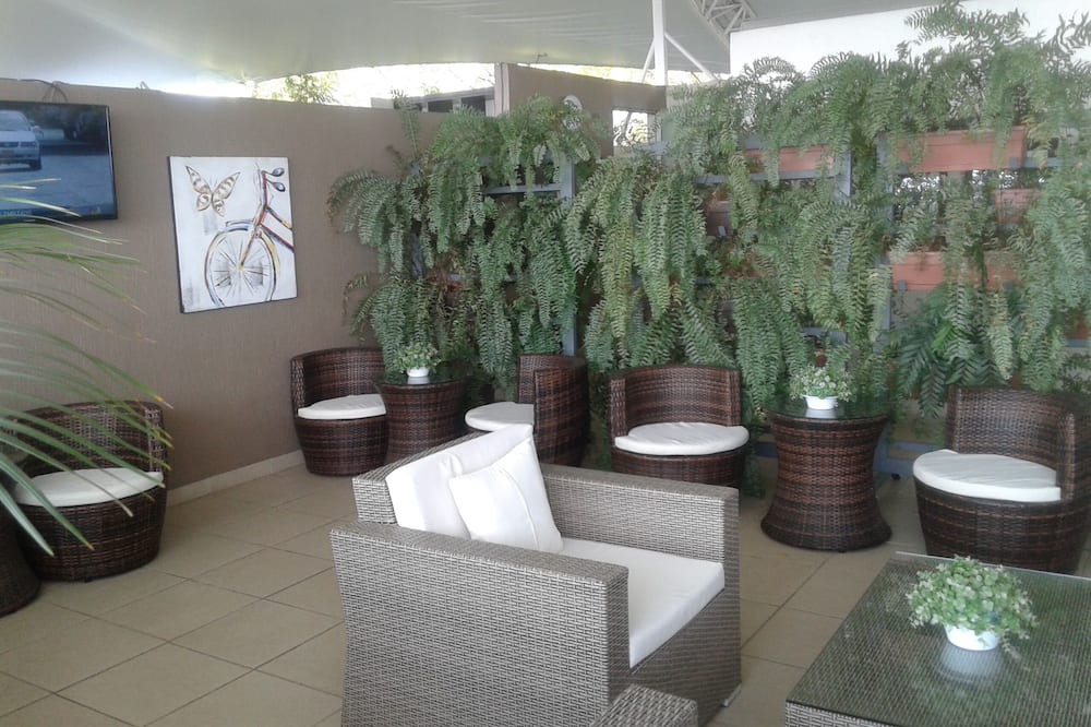 Photo of Others in Jacarandas