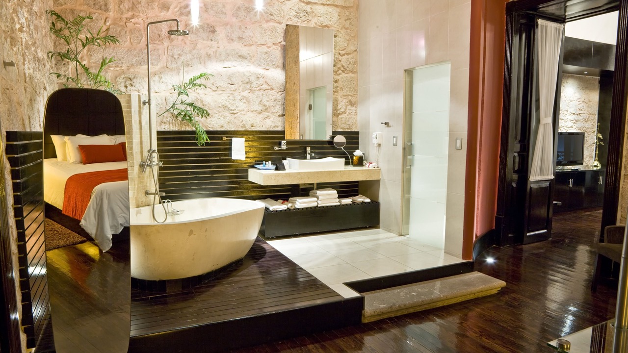 Photo of Bathroom in Historic Centre