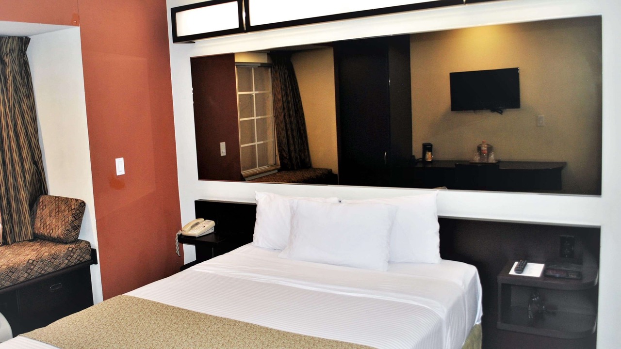 Photo of Bedroom in Toluca
